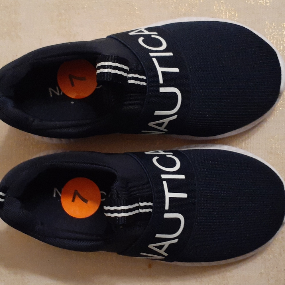 Nautica Slip on Sneakers NEW